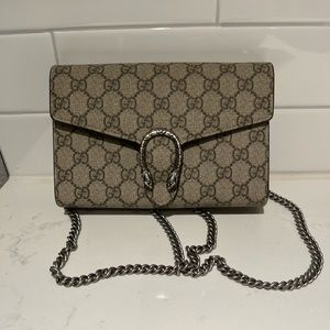 GUCCI DIONYSUS GG SUPREME CHAIN WALLET